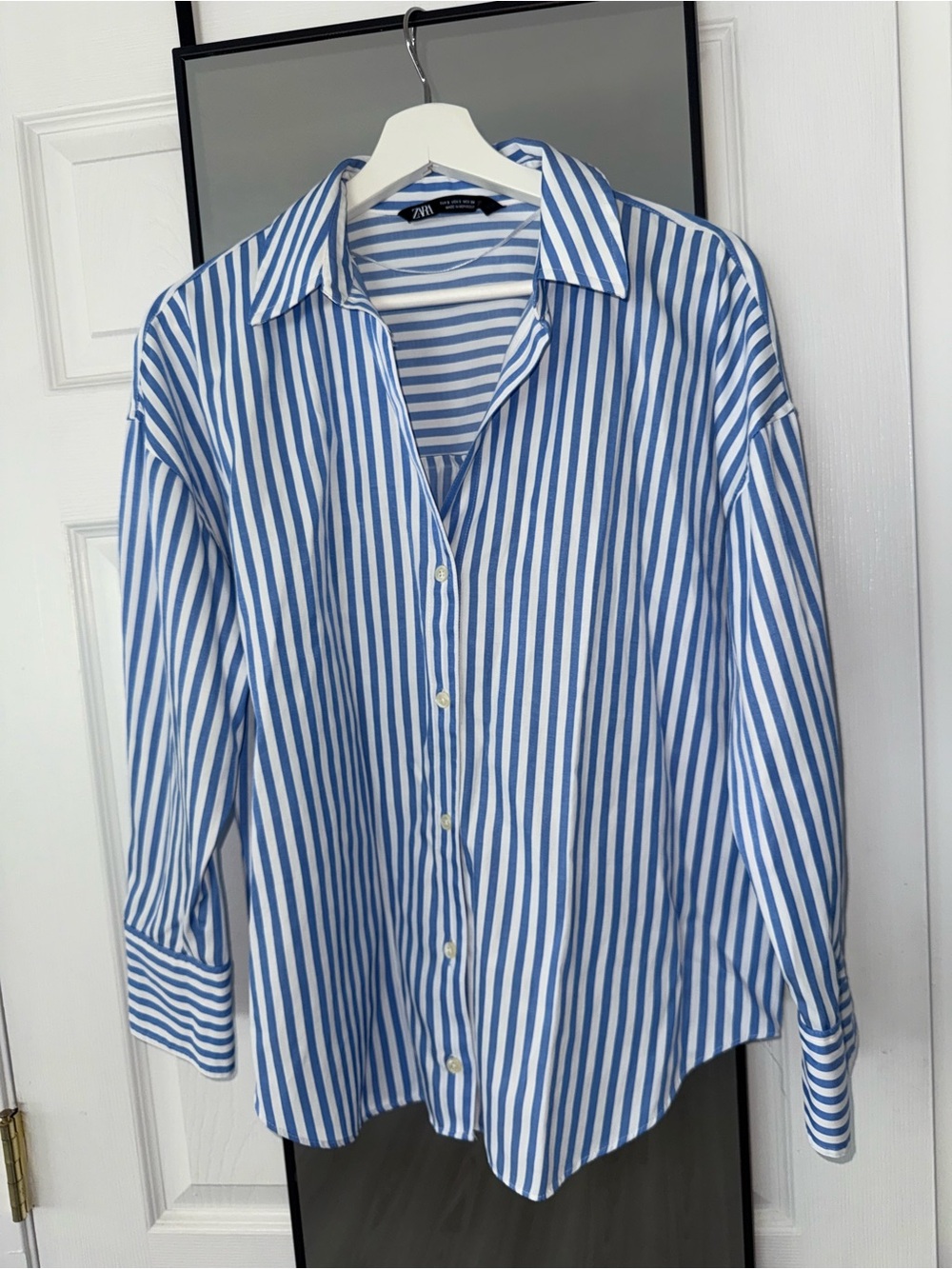 Zara Blue and White Striped button-Up Shirt